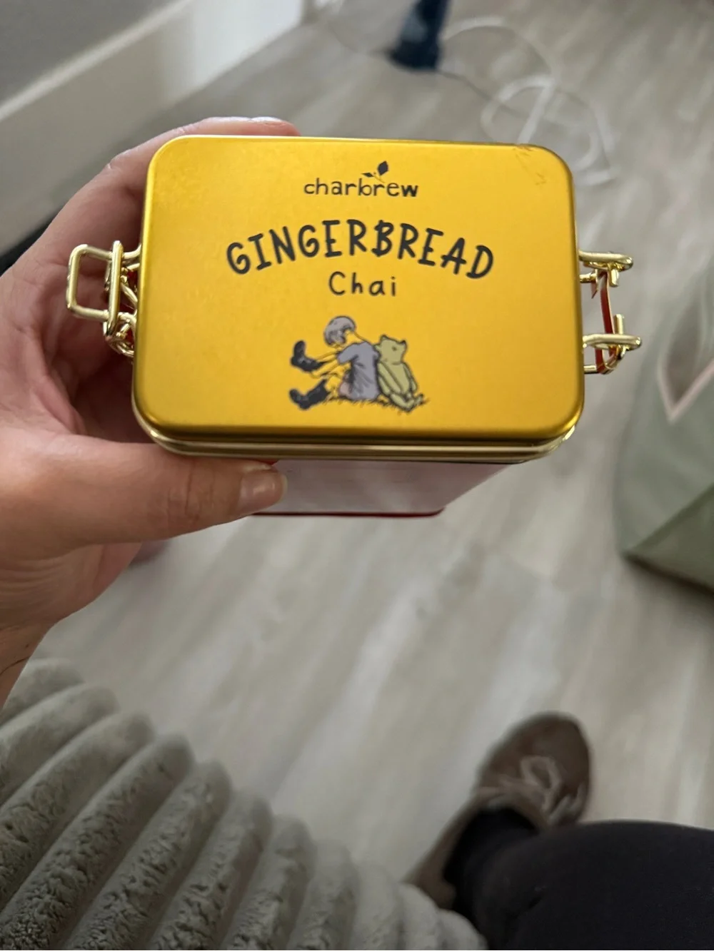 Charbrew Gingerbread Chai Tea Tin – Red